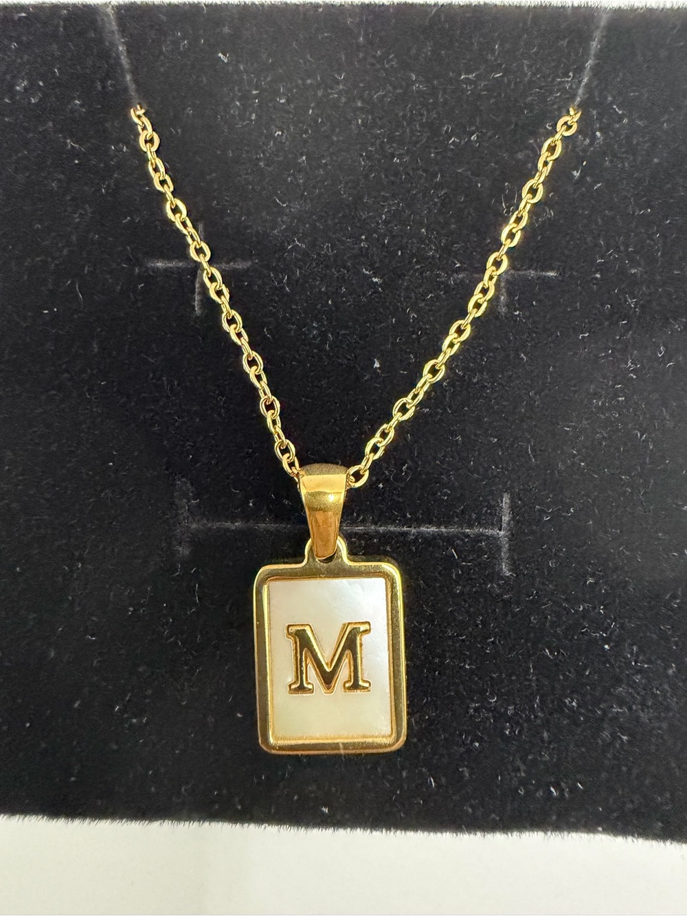Gold Initial 'M' Pendant Necklace - Personalized Women's Jewelry